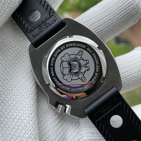 Steeldive SD1970 Automatic Dive Watch – Black, 200M, NH35